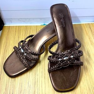 NIB Brighton Karen Bronze Woven Sandals Benchmade